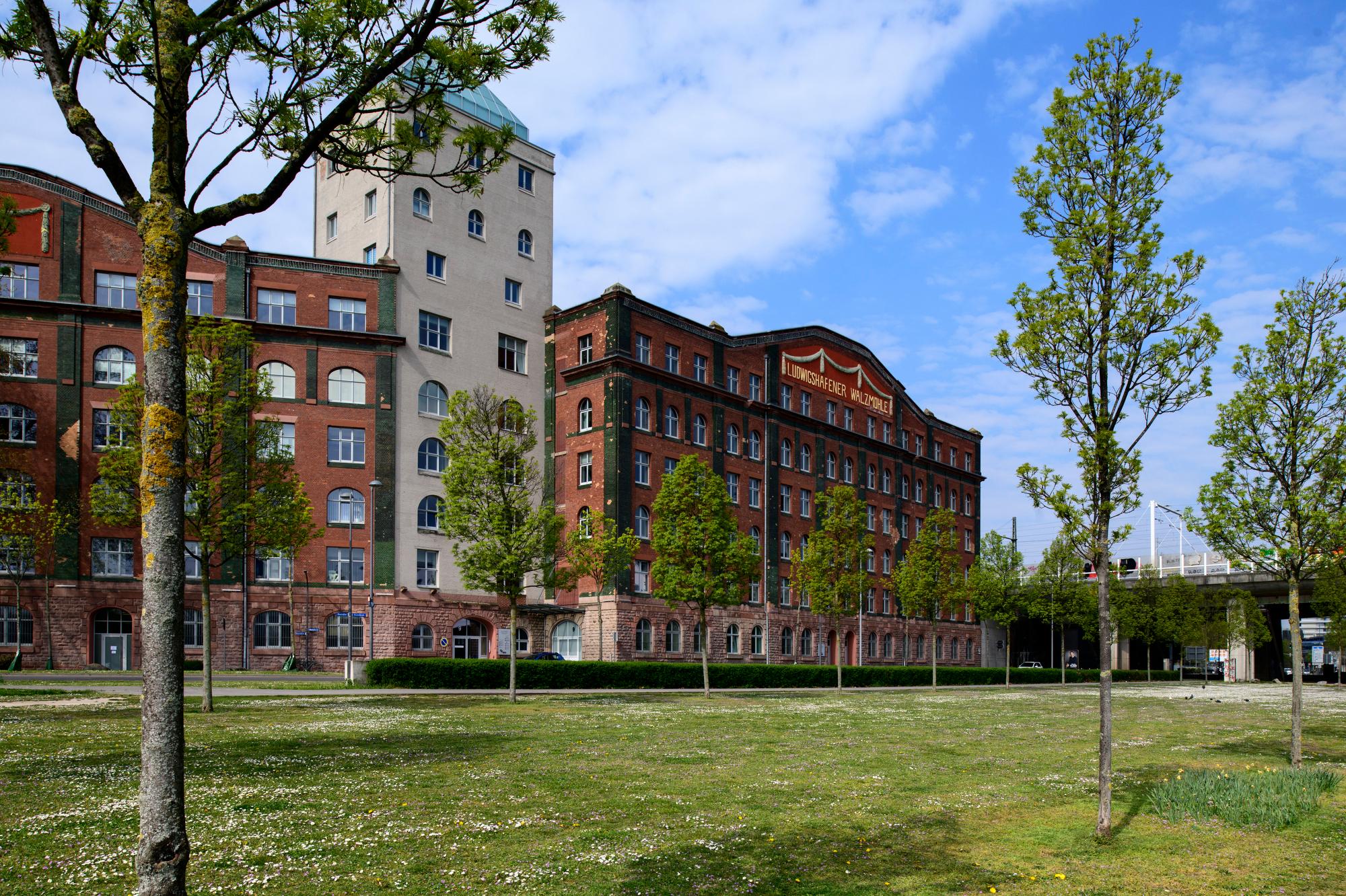 Bürogebäude außen