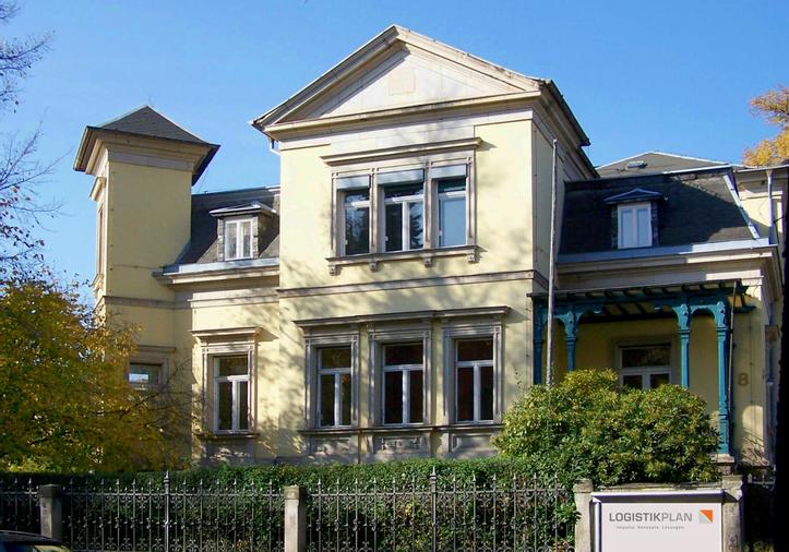 Unser Büro befindet sich in der ersten Etage.