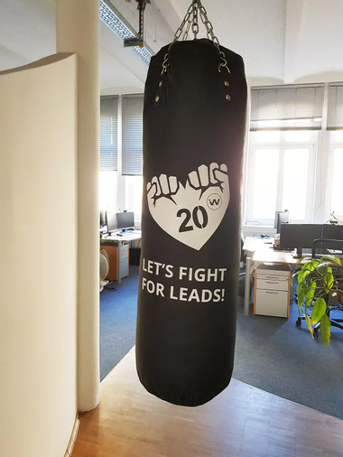 Let's fight for leads!