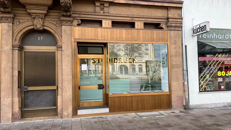 Ladengeschäft Amalienstraße 27