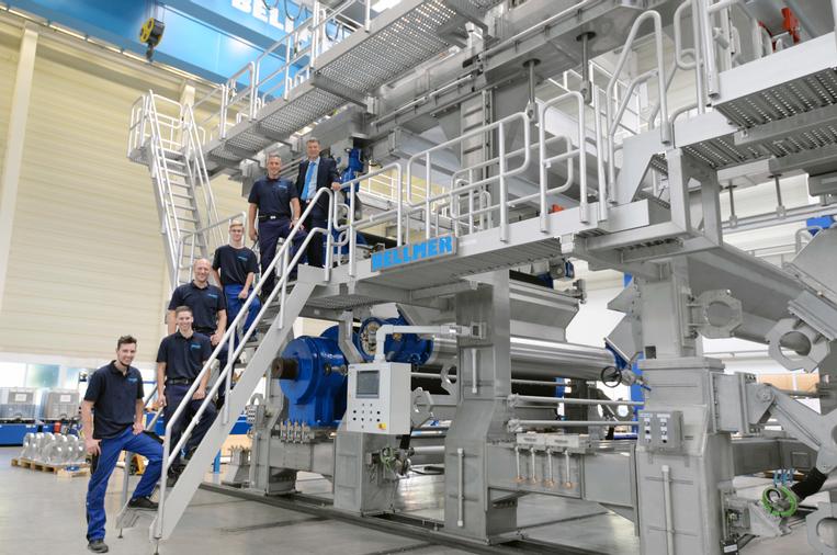 Fertigung und Montage von Papiermaschinen in unserem Werk 3