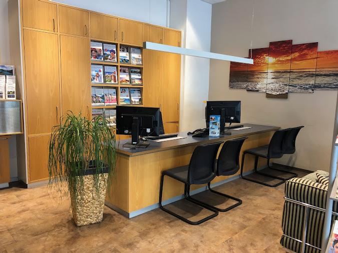 Reisebüro-Counter