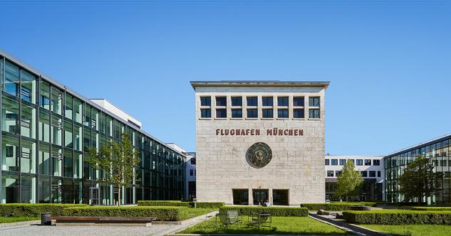 Bürogebäude mit privatem Garten