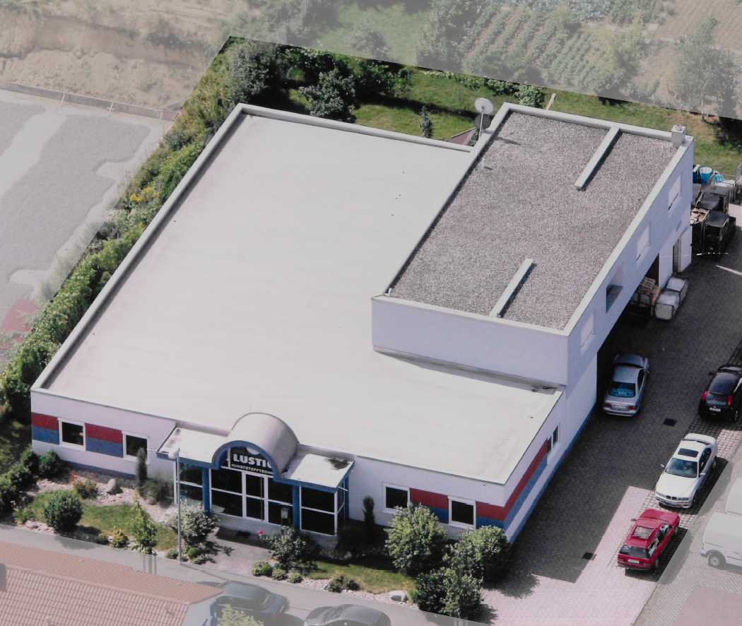 Company photo of Lustig Kunststofftechnik GmbH (1)