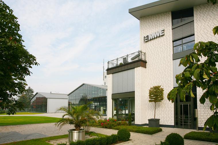 Das Hauptbürogebäude