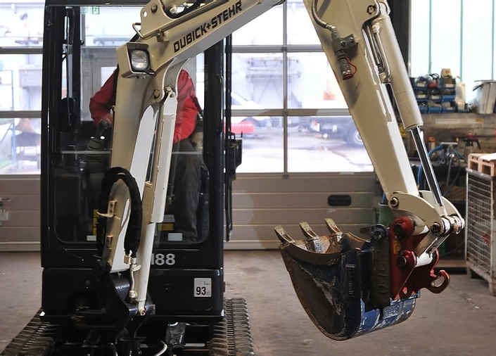 Bagger Dubick + Stehr