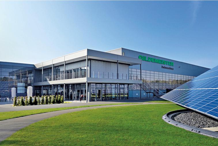 Eingang Mitarbeiterparkplatz Headquarter Bielefeld