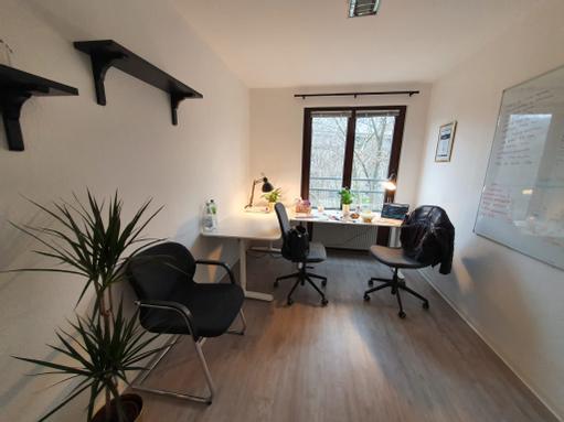 Büro 1