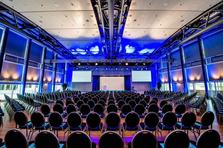 Karriere und Jobs bei Dresden GmbH