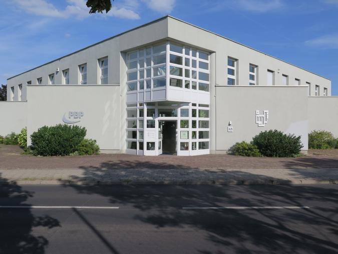 Firmengebäude