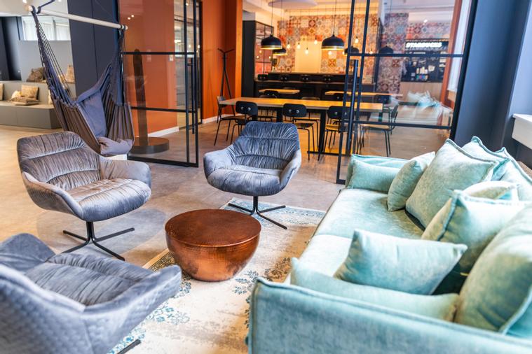 Lounge Area
