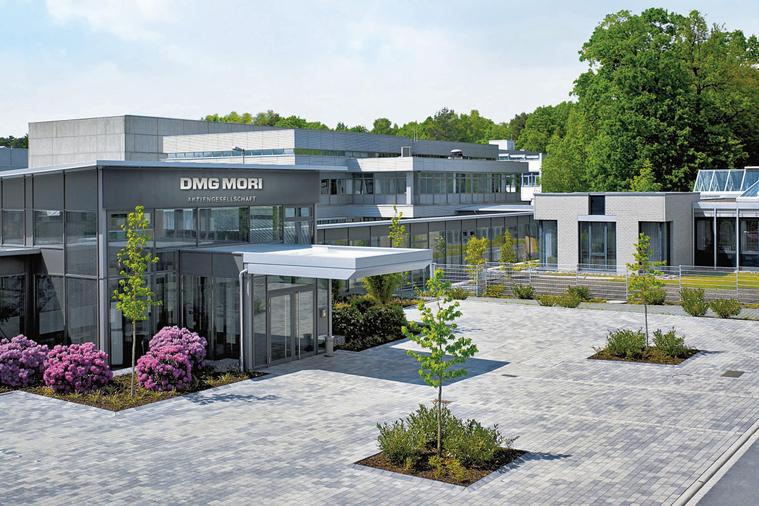 Haupteingang Headquarter Bielefeld